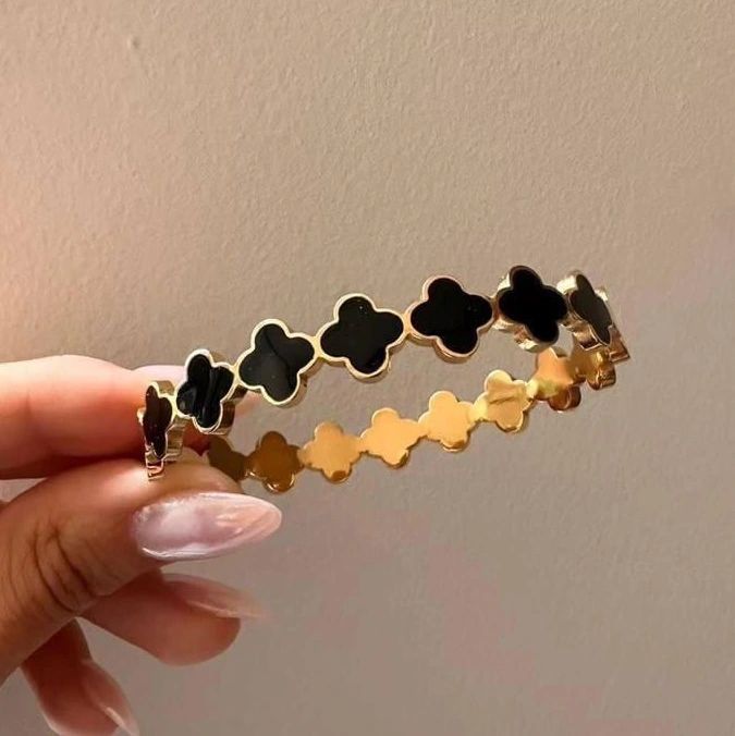 Black clover gold bracelet – luxury waterproof stainless steel jewelry for women