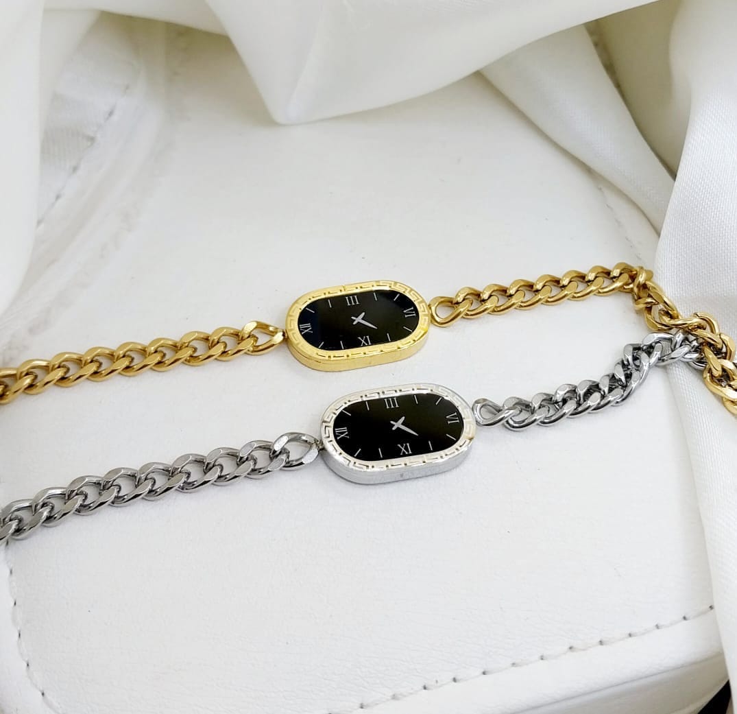 Elegant unisex Roman numeral bracelet set in gold and silver – waterproof stainless steel jewellery