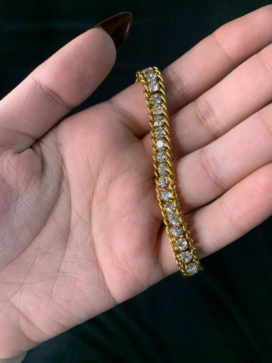Gold Cluster Bracelet