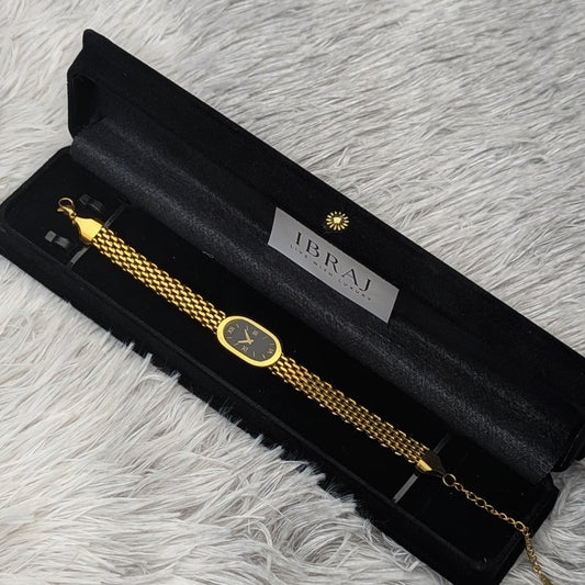 Shop the Ibraj Luxury Bracelet Watch featuring an elegant oval dial and gold chain strap. Jewellery-style watch with premium finish. Flat 70% OFF – limited stock.
