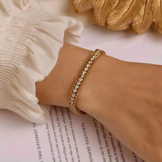 Delicate crystal gold chain bracelet luxury jewelry