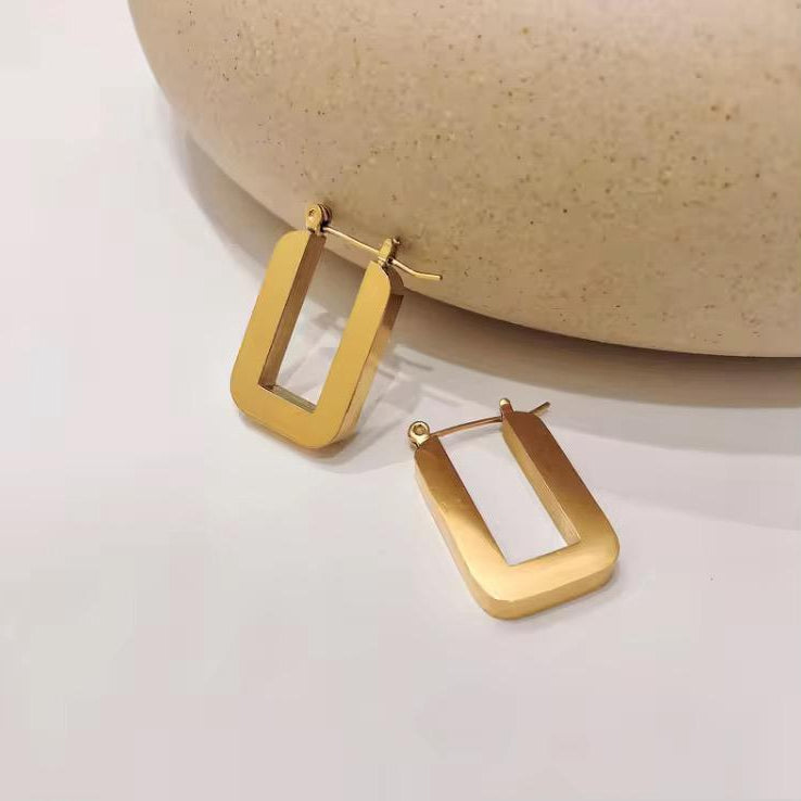 Minimal gold rectangular hoop earrings made of waterproof stainless steel, anti-tarnish and lightweight daily wear jewelry