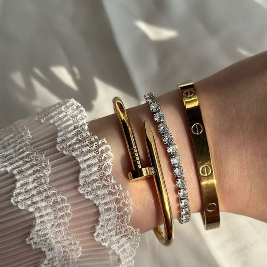 Luxury gold bangle set with crystal bracelet for women