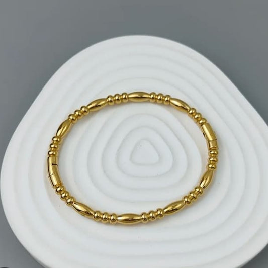 Minimal gold bead bracelet made from waterproof stainless steel, anti-tarnish lightweight daily wear jewelry